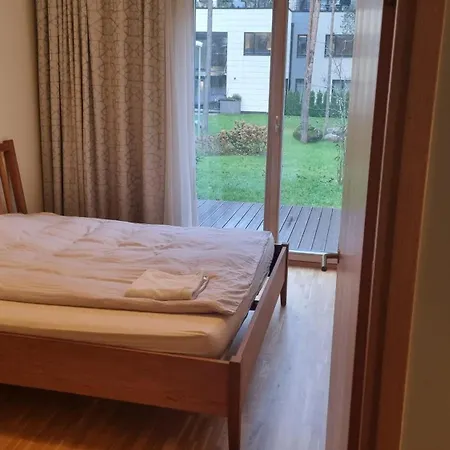 Séjour chez l'habitant Nb! For Female Quest Only! 1 20 M2 From 45 M2 Shared With Sunny Terrace For Rent *