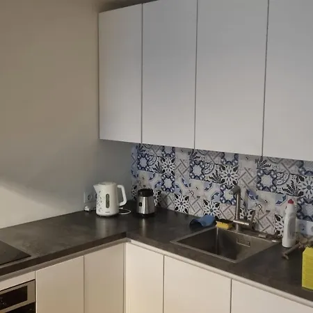 Nb! For Female Quest Only! 1 20 M2 From 45 M2 Shared With Sunny Terrace For Rent Homestay *